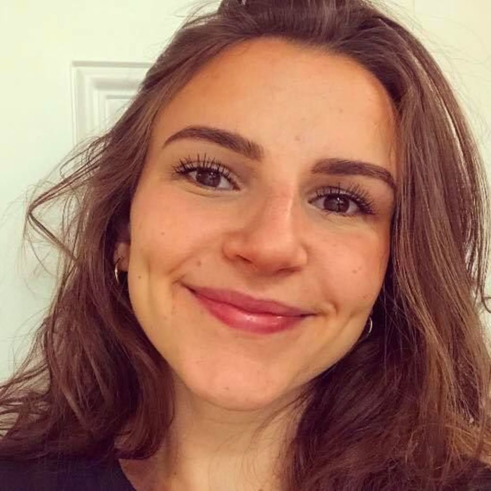 Meet your Posher, Julia